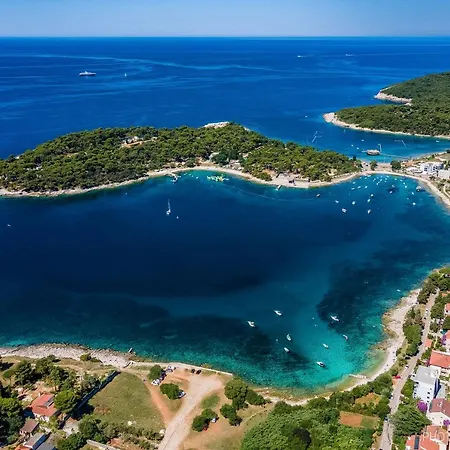 Sunny Pula