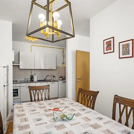 Apartment Sunny *