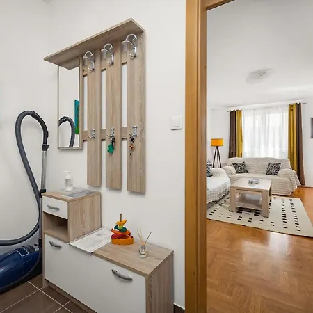 Apartment Sunny